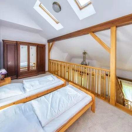 Tatrytop Apartament Heban Z Kominkiem アパート ザコパネ